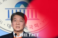  안철수 부부 대구행…방호복 입고 진료 자원봉사