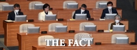 [TF사진관] '질타보단 수습' 정세균 총리 부르지 않은 국회