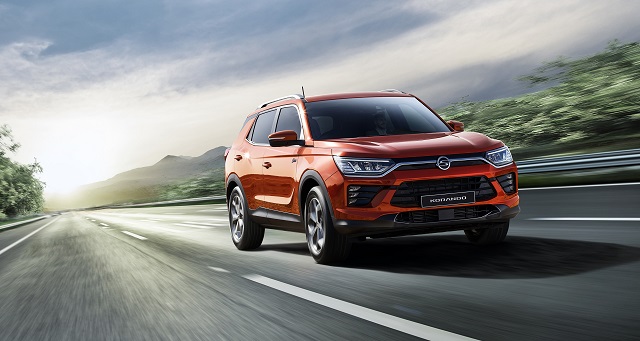 쌍용자동차가 개별소비세 전액 지원 및 국내 최장 10년·10만km 보증기간 혜택 등을 더한 리스펙트 코리아 캠페인을 시행한다고 3일 밝혔다. /쌍용자동차 제공