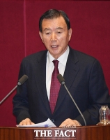 [TF포토] 발언하는 홍문표 의원