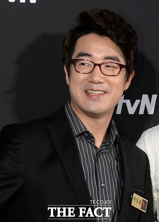 프로그래머 이두희가 코로나19로 어려움을 겪는 국민들을 위해 재능 기부로 힘을 보탰다. /더팩트DB