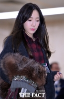  '옆에 늘 우리가'…태연 부친상에 팬 애도·위로 물결