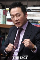 [TF포토] 정봉주, '주먹 불끈'