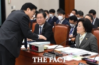 [TF포토] 대화 나누는 우원식-성윤모-박영선