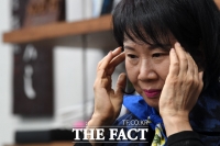 [TF포토] 생각에 잠긴 손혜원