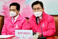 [TF포토] 황교안, 김종인 영입 불발… '직접 선대위원장 맡기로'