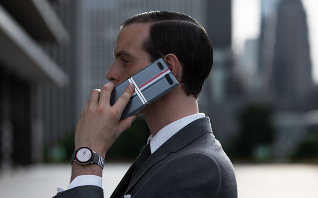 삼성전자가 한정판 갤럭시Z 플립 톰브라운 에디션 2차 판매를 실시한다. /삼성전자 홈페이지