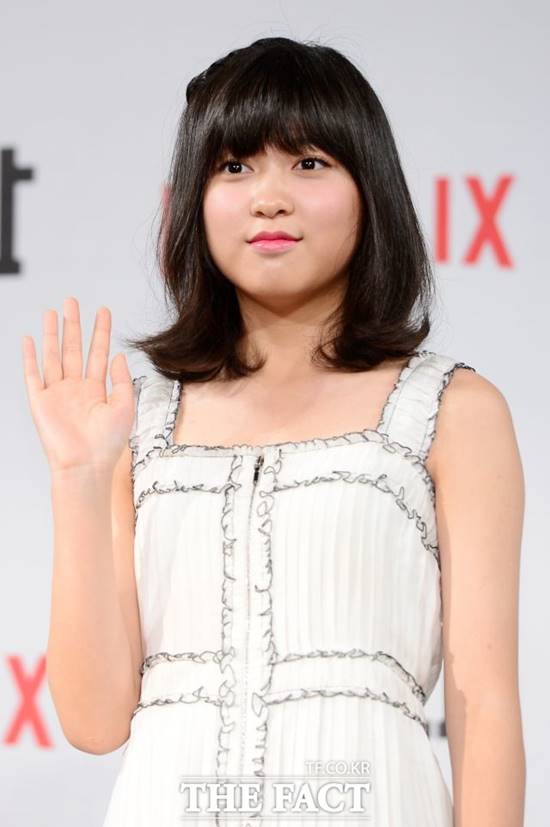 배우 안서현의 학교 2020 출연 불발 소식이 전해지자 제작사는 안서현의 아버지가 무리한 요구를 했다고 입장을 밝혔다. /남용희 기자