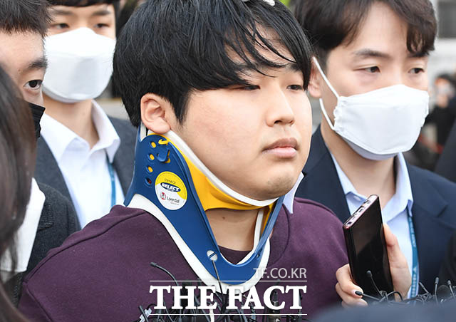 미성년자 등 여성 70여 명을 협박해 성 착취를 일삼아온 텔레그램 n번방 사건이 수면 위로 드러나면서 텔레그램에 대한 관심도 높아지고 있다. 사진은 핵심 피의자 조주빈의 모습. /김세정 기자