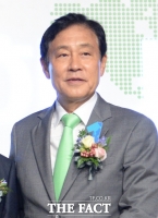  25억 원 받은 김정태 하나금융 회장…4대 금융지주 중 가장 많아