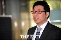  강병규, 천안함 유족 '형사 처벌' 주장 논란