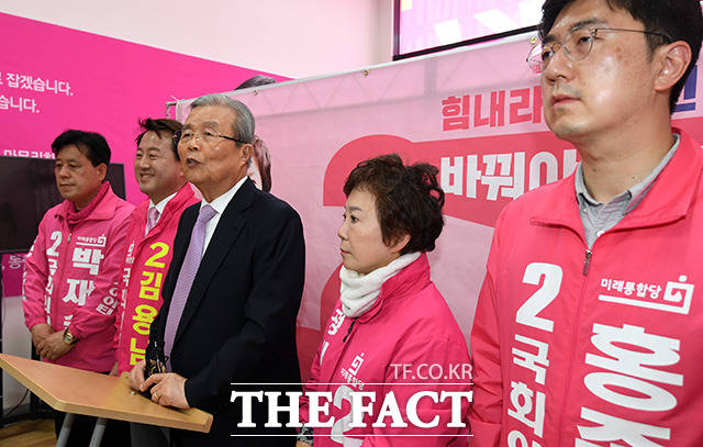 미래통합당 후보들 지원 발언 하는 김종인 위원장