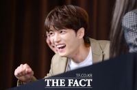  김재중 '코로나 확진? 만우절 농담…처벌 달게 받겠다'