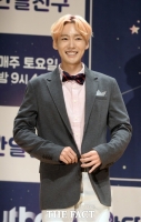  위너 김진우, 오늘(2일) 입소…짧아진 머리 공개