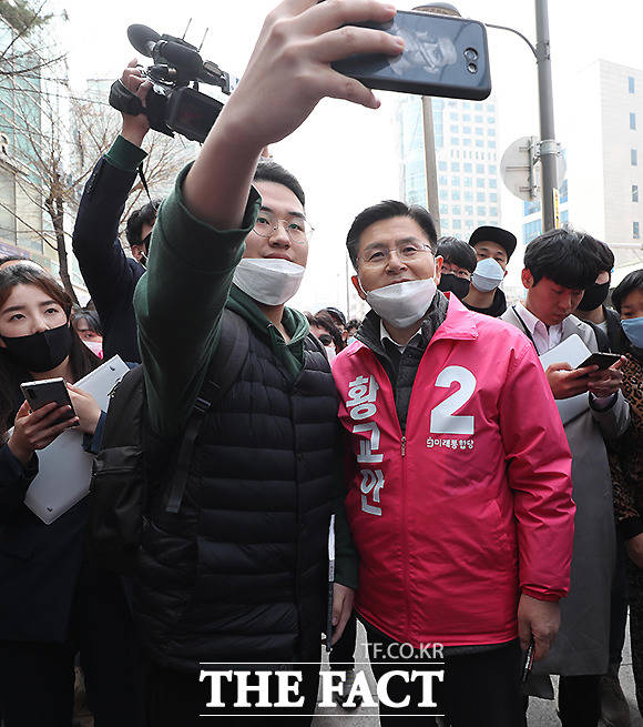 기념촬영도 찍고~