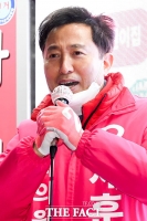 [TF사진관] '진짜 광진 일꾼 될 것' 퇴근길 유세하는 오세훈