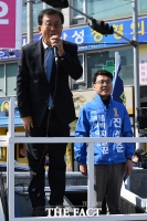 [TF포토] 진성준 강서을 후보 지원유세 나선 원혜영 의원