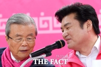 [TF포토] 대화 나누는 김종인-원유철