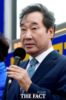 [TF포토] 분당 지원유세 나온 이낙연