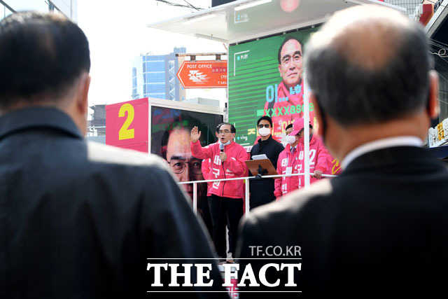 강남갑 유권자들의 이목 집중