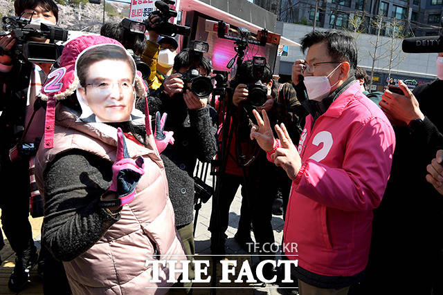 알고보니, 황교안 가면!