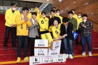 [TF사진관] 정의당, '18세 청소년 유권자의 힘을 보여주세요!'