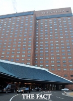  [TF특징주] 호텔신라, 한기평 부정적검토대상 소식에 '약세'