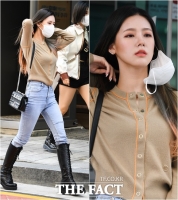 [TF포토] (여자)아이들 미연, '사전투표소를 런웨이로'