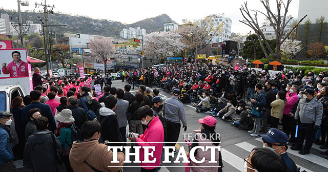 뜨거운 열기의 마지막 주말 유세 현장