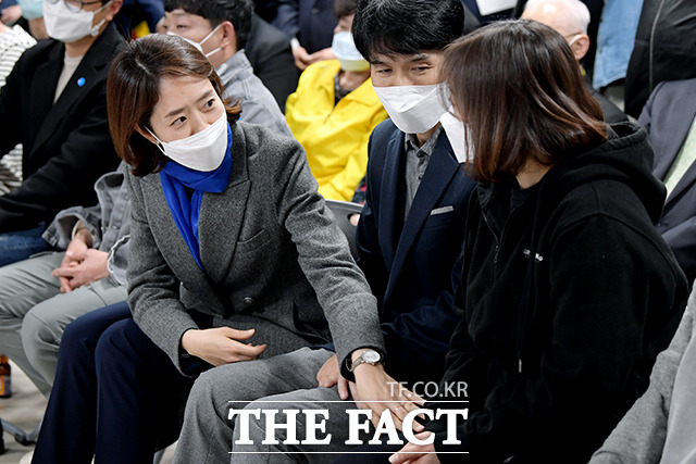 선거운동원에게 수고했다는 인사도 함께!