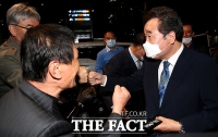 [TF사진관] 당선 확실시 되자 선거 캠프 찾은 이낙연