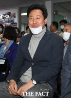 [TF포토] 오세훈, '여유있는 미소'