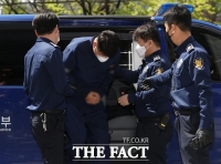  '라임 사태' 연루 의혹 전 청와대 행정관 영장심사 출석