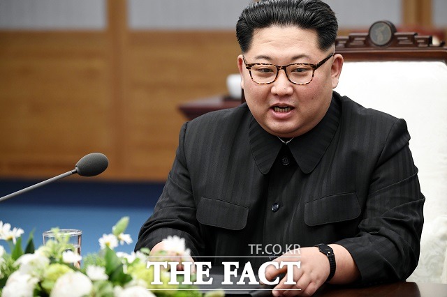 청와대는 22일 김정은 북한 국무위원장의 건강 이상설과 관련해 북한 내부의 특이동향이 식별되지 않는다는 입장을 이어갔다. /한국공동사진기자단