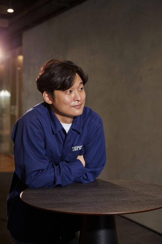 윤성현 감독은 파수꾼 이후 9년 만에 사냥의 시간으로 돌아왔다. /넷플릭스 제공