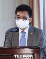 [TF포토] 인사말 하는 김동훈 한국기자협회 회장