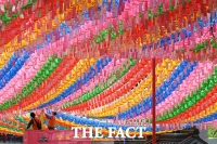 [TF포토] '부처님 오신 날' 조계사에 설치된 형형색색 연등