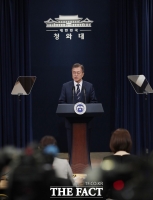  [속보] 文대통령 '전 국민 고용보험시대 기초 놓겠다'