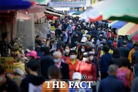  재난지원금 잡아야 하는데…카드사, 김빠진 '10조' 쟁탈전