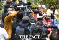 [TF포토] '취재진 집중시키는 최혜진'