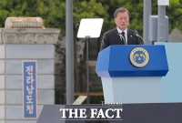  [속보] 文대통령 '5·18 진상 규명에 최선을 다하겠다'