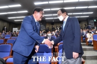 [TF사진관] '20대 국회 마지막 의총' 참석한 이해찬