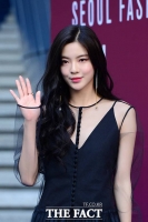  웰메이드 '이선빈, 전속계약 위반으로 법적 조치 예정'