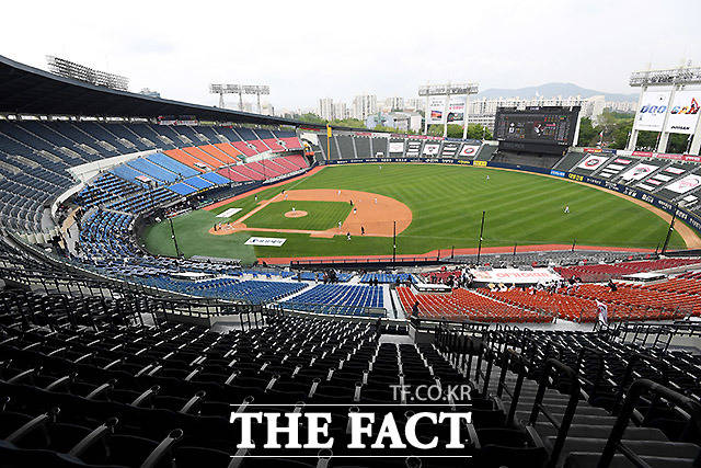 케이토토는 29일(금)부터 이번 주말에 벌어지는 2020 KBO리그 경기를 대상으로 한 야구토토 스페셜 및 매치를 연속으로 발매한다. /이효균 기자