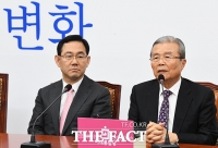[TF포토] 발언하는 김종인 비대위원장