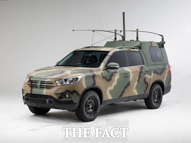 쌍용차가 국군 지휘차량으로 선정된 렉스턴 스포츠 공급 계약을 체결, 연말까지 각급 부대로 600여 대를 공급할 계획이라고 4일 밝혔다. /쌍용차 제공