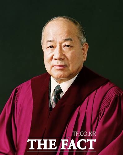 이재화 전 헌법재판관/헌재 제공