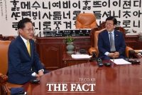 [TF포토] 박병석 의장 예방한 배진교