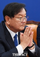 [TF포토] 생각에 잠긴 김태년 원내대표