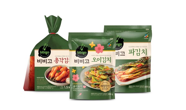 CJ제일제당이 10일 소비자들의 소비 트렌드를 반영, 비비고 오이김치를 제철한정으로 출시했다고 밝혔다. /CJ제일제당 제공